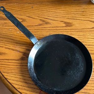 Cash Iron Pan